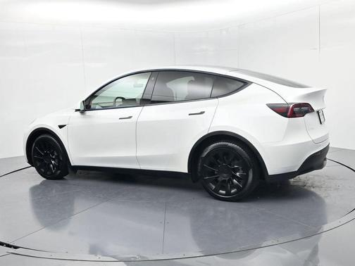 White 2021 Tesla Model Y Long Range