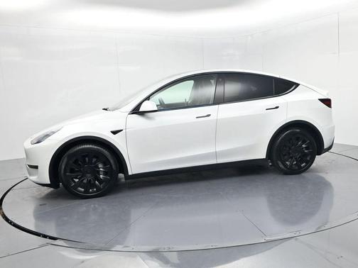 White 2021 Tesla Model Y Long Range