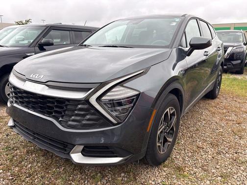 Gravity Gray 2025 Kia Sportage LX
