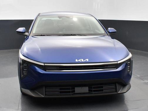 Deep Sea Blue 2025 Kia K4