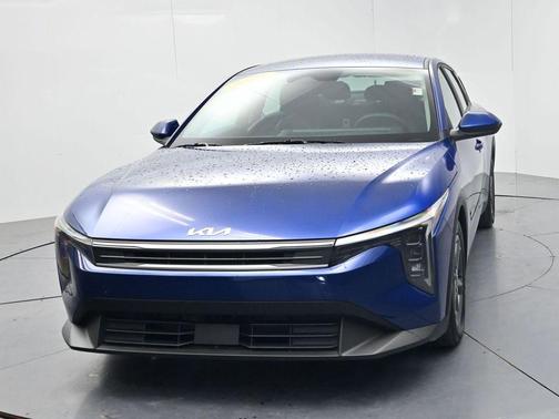 Deep Sea Blue 2025 Kia K4