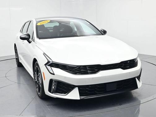 Snow White Pearl 2025 Kia K5 GT-Line