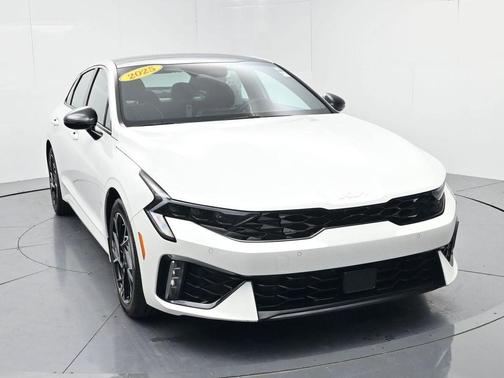 Snow White Pearl 2025 Kia K5 GT-Line