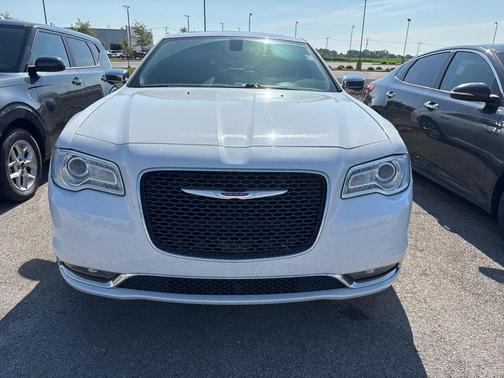 2020 Chrysler 300 Limited