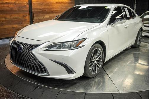 2022 Lexus ES 300h 300H