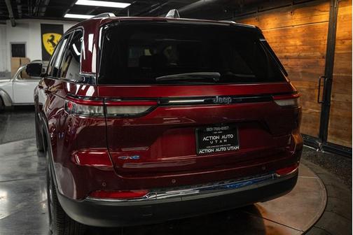 2023 Jeep Grand Cherokee 4xe Base