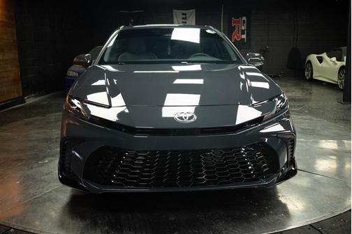 Black 2025 Toyota Camry SE