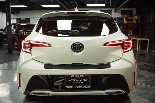 2022 Toyota Corolla Hatchback SE