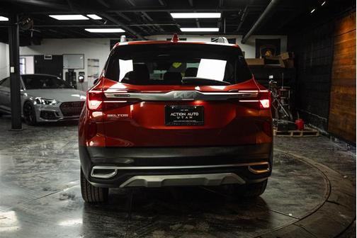 2023 Kia Seltos Nightfall