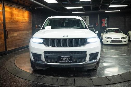 2023 Jeep Grand Cherokee L Laredo