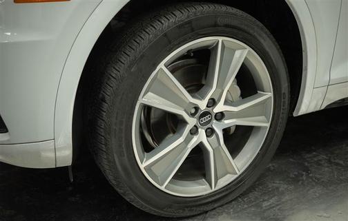 2019 Audi Q5 2.0T Premium Plus