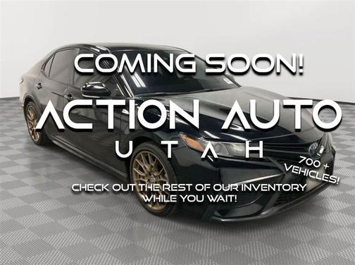 Black 2022 Toyota Camry XSE V6