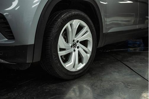 2022 Volkswagen Atlas 3.6L SE w/Technology