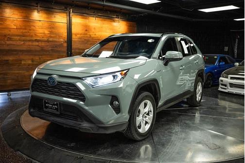 2021 Toyota RAV4 Hybrid XLE