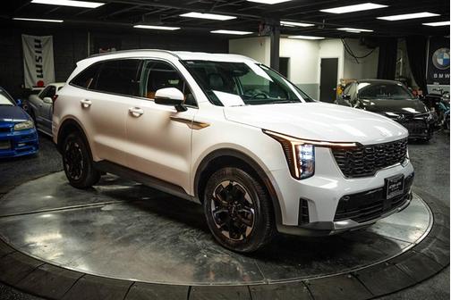 2024 Kia Sorento S