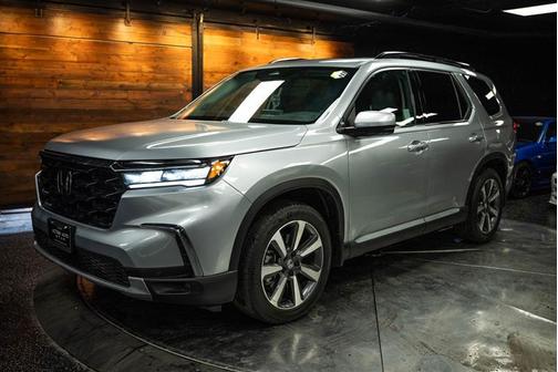 2024 Honda Pilot Touring