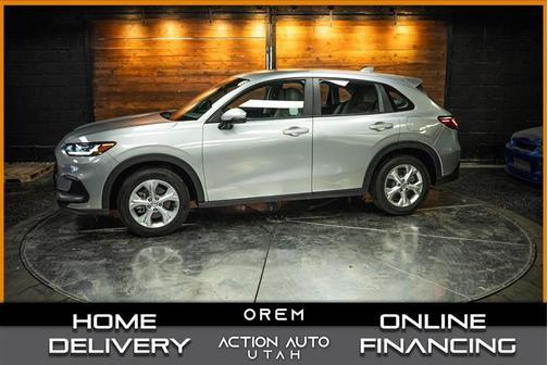 Silver 2025 Honda HR-V LX