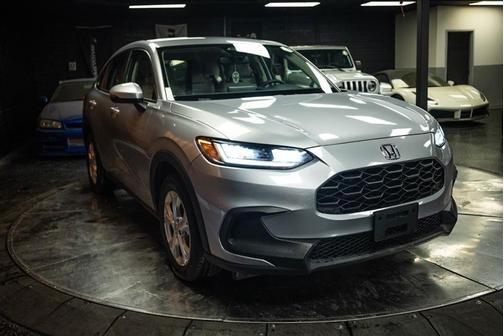 Silver 2025 Honda HR-V LX