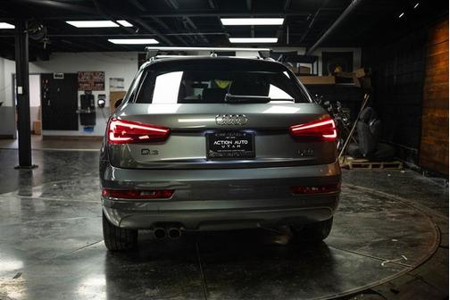 Monsoon Gray Metallic 2016 Audi Q3 2.0T Premium Plus