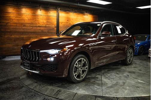 2017 Maserati Levante Base