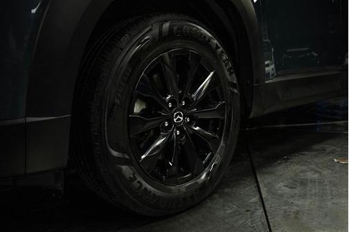 2024 Mazda CX-50 2.5 S Preferred Package