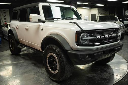 2023 Ford Bronco Outer Banks Advanced