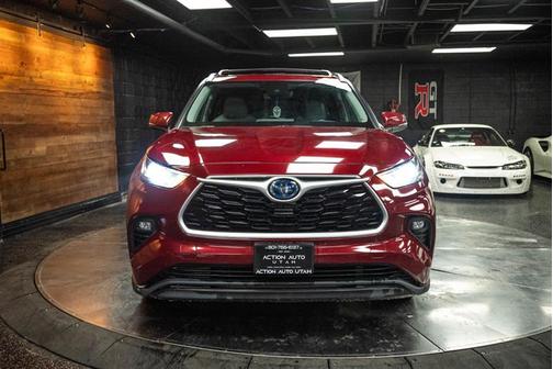 2021 Toyota Highlander Hybrid XLE