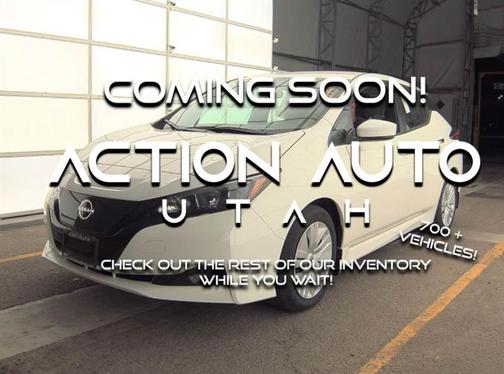 2024 Nissan Leaf S