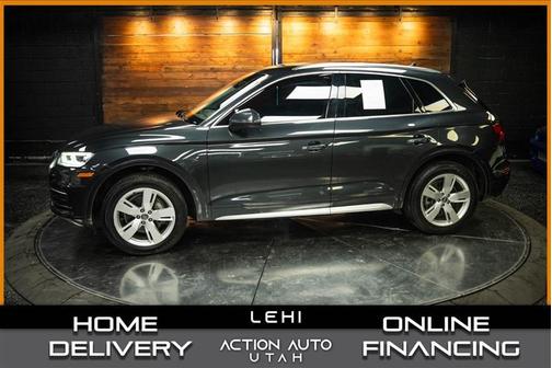 Manhattan Gray Metallic 2018 Audi Q5 2.0T Premium Plus