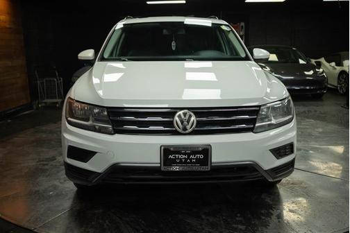 Pure White 2018 Volkswagen Tiguan 2.0T SE