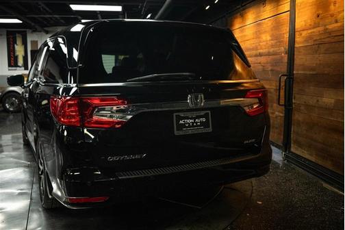 Black 2019 Honda Odyssey Elite