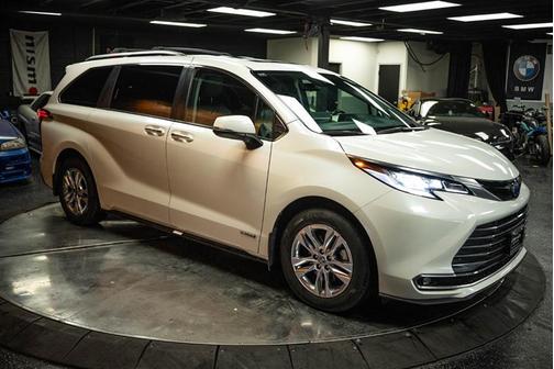 2021 Toyota Sienna Limited