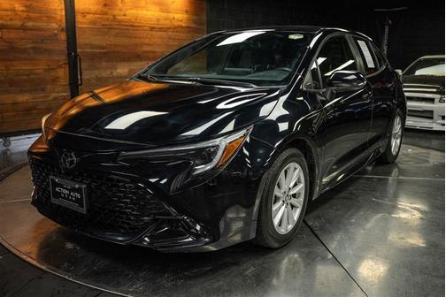 2024 Toyota Corolla Hatchback SE