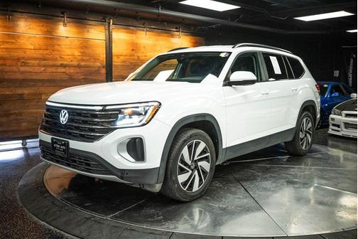 2024 Volkswagen Atlas 2.0T SE