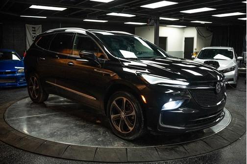 2022 Buick Enclave Essence