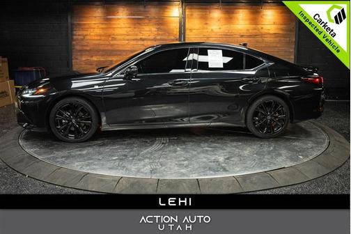 2023 Lexus ES 300h Base