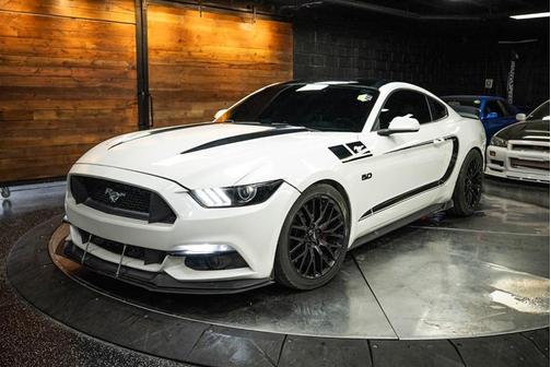 2017 Ford Mustang GT