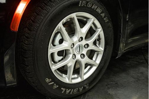 2024 Chrysler Voyager LX