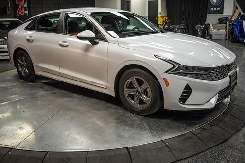 2022 Kia K5 LXS