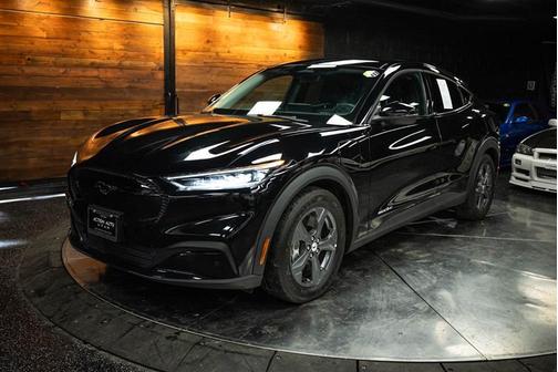 2022 Ford Mustang Mach-E Select