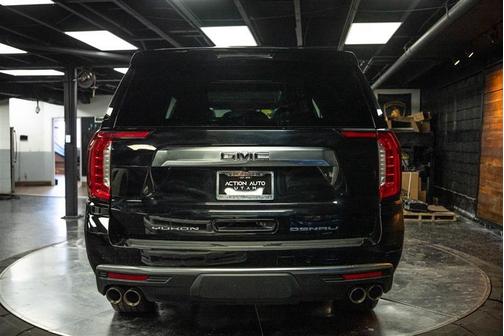 2022 GMC Yukon XL Denali