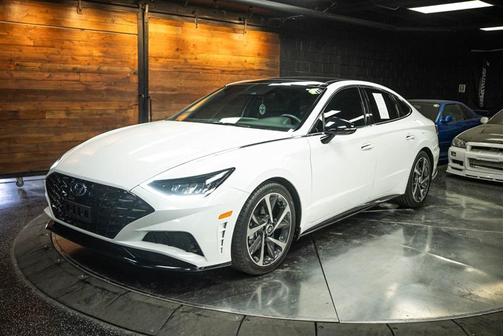 2022 Hyundai SONATA SEL Plus