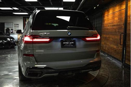2022 BMW X7 xDrive40i