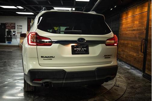 White 2019 Subaru Ascent Touring 7-Passenger