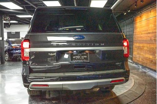 2022 Ford Expedition Max XLT