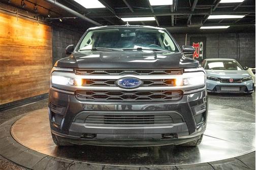 2022 Ford Expedition Max XLT