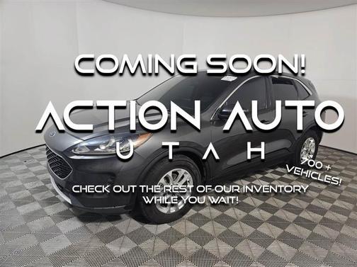 Gray 2020 Ford Escape SE