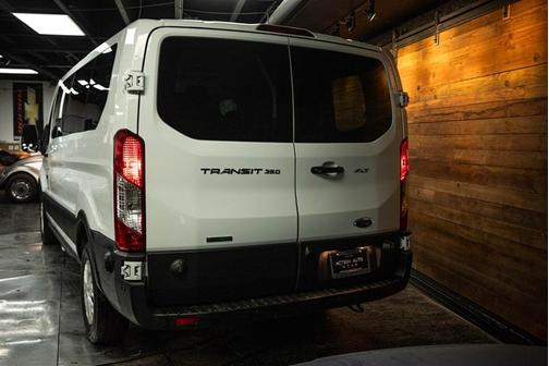2024 Ford Transit-350 XLT