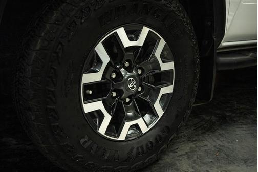 2022 Toyota Tacoma TRD Off Road