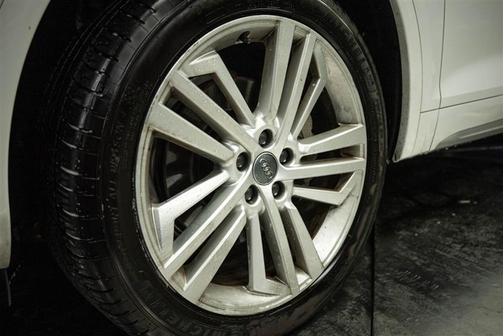 2018 Audi Q5 2.0T Premium Plus